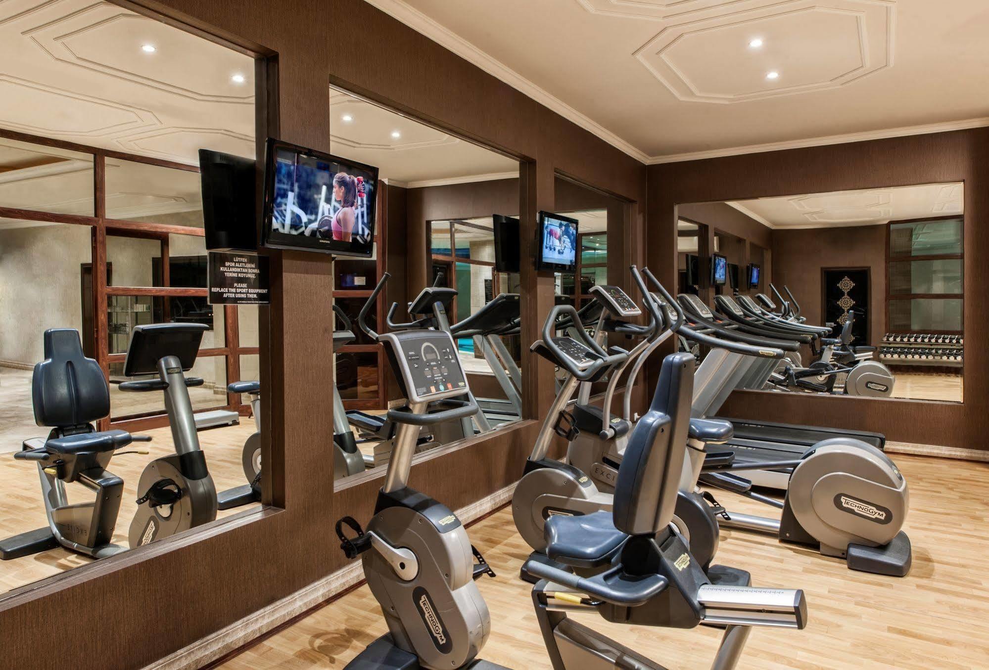 Elite World Comfy Taksim 4* Istanboel